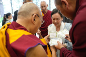 Home Dalailama7 1 300x200